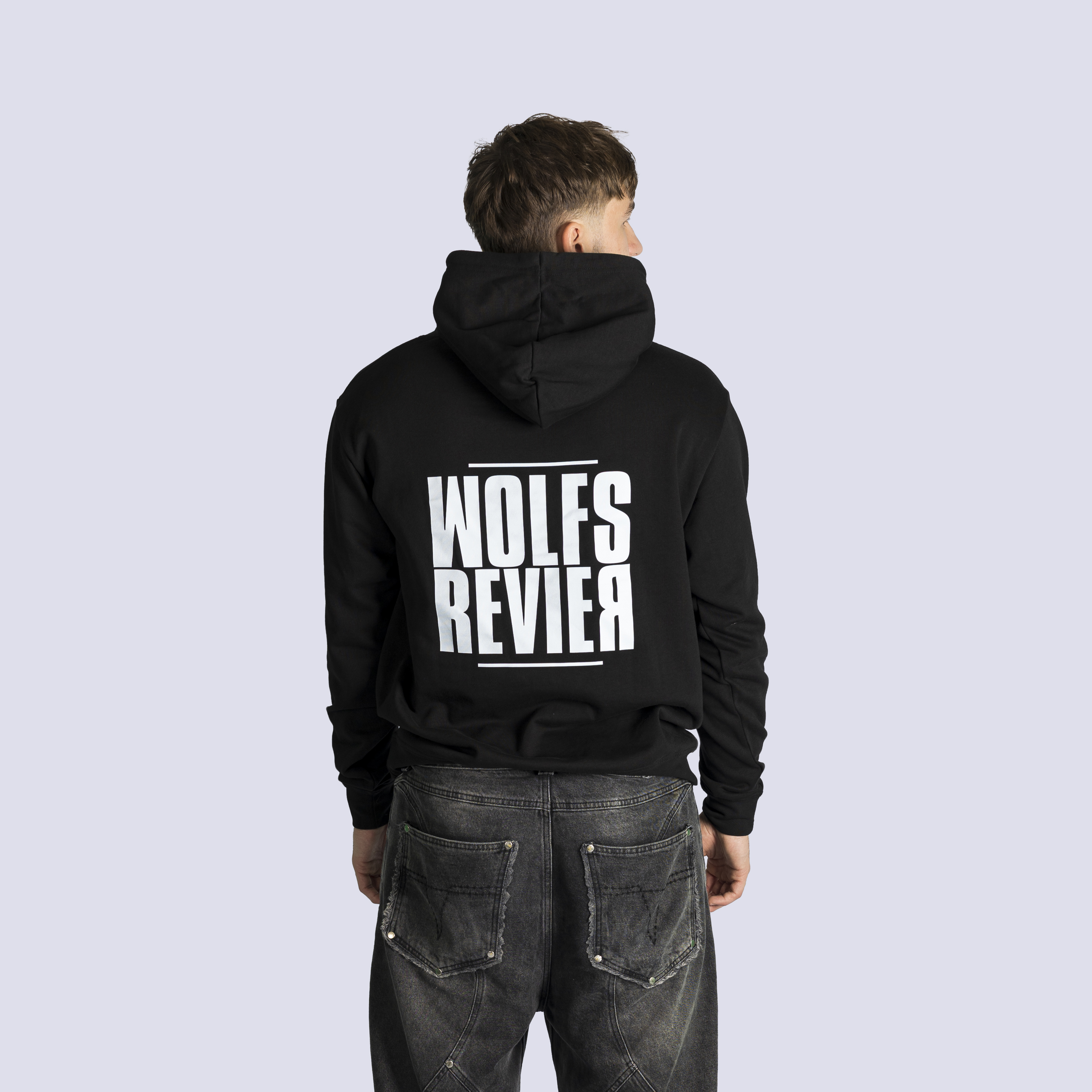 Schwarzer Hoodie von den Wölfen