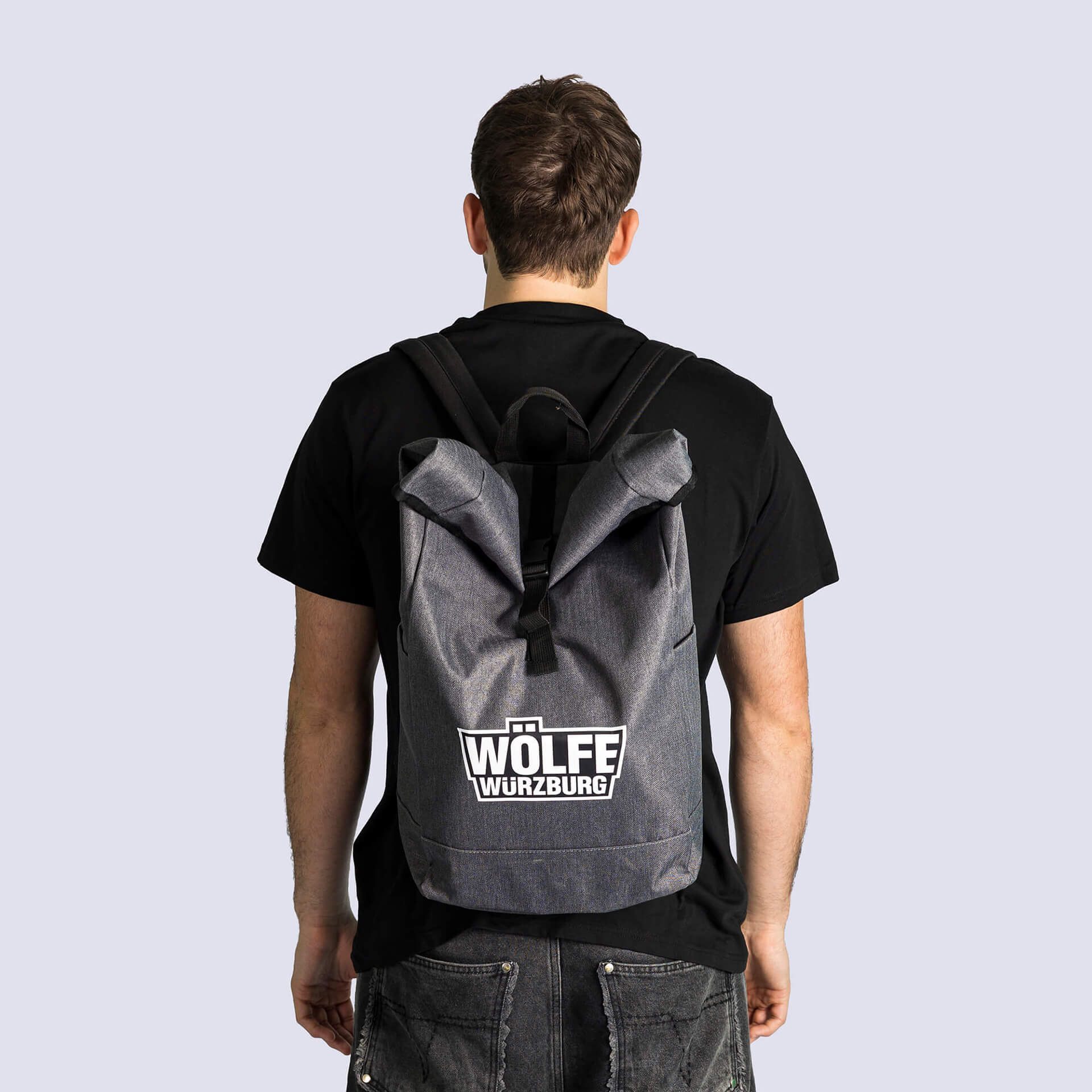 Rucksack von den Wölfen
